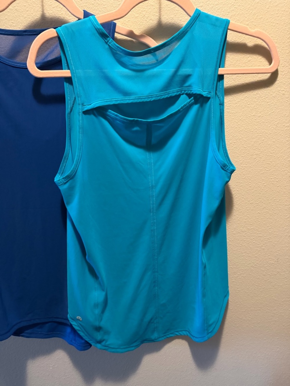 lululemon athletica sculpt Performance Tanks in Teal & Blue - Picture 2 of 5